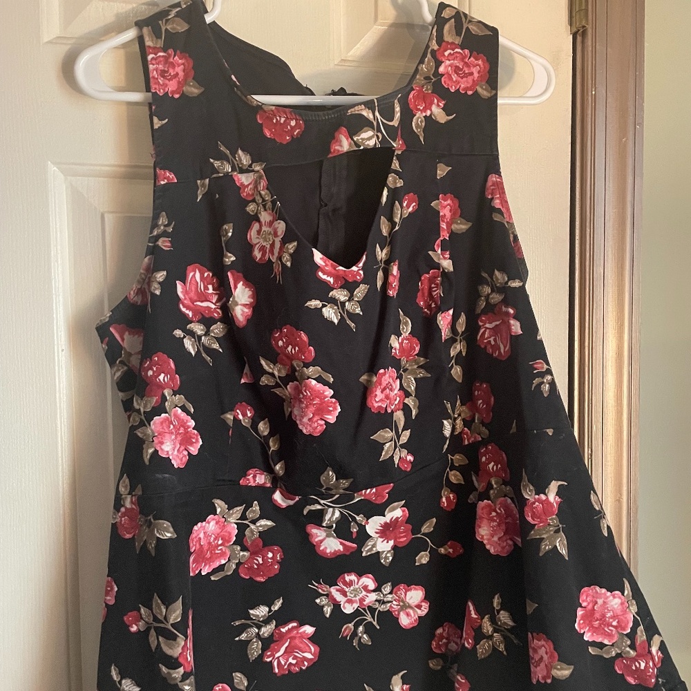 Peplum sleeveless top